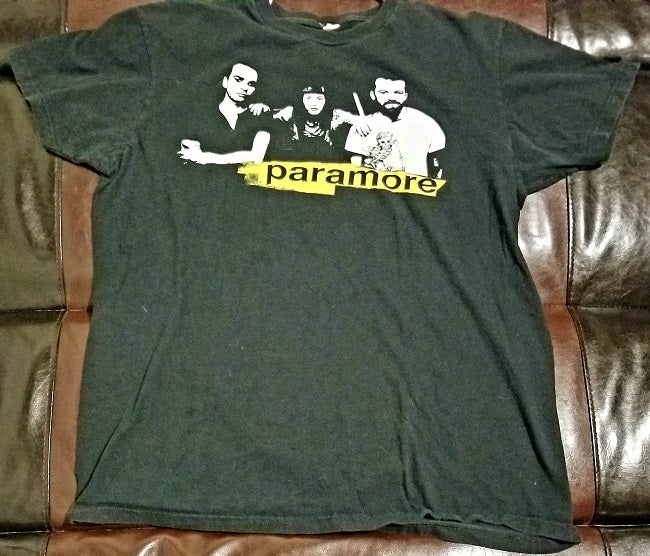 Paramore Tシャツ Plus Size - Paramore Classic Fit Cotton Crew Neck Tee - Torrid