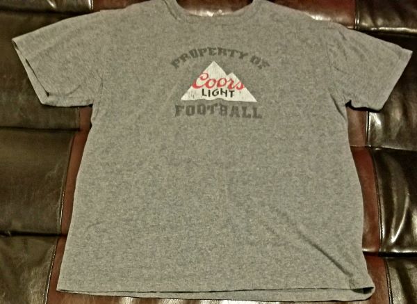 COORS LIGHT FOOTBALL T-SHIRT Men's X-LARGE XL